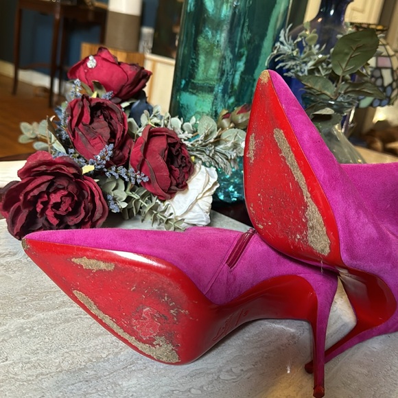 Authentic Louboutin So Kate Pink Suede Booty - Picture 4 of 6